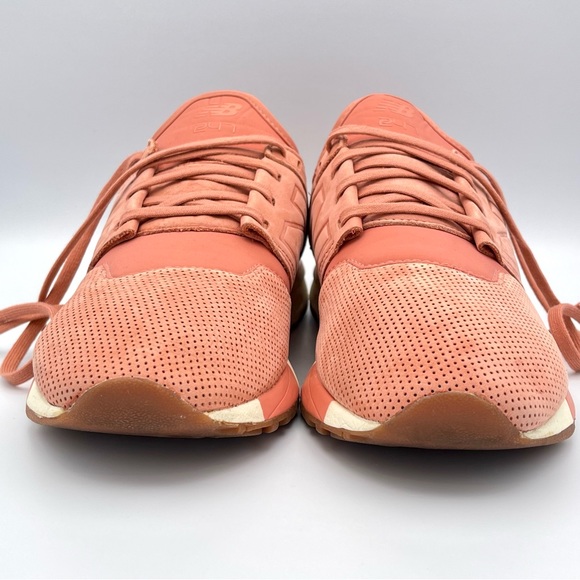 NEW BALANCE | Men’s Lux 247 ‘Dawn til Dusk’ Sneaker in Rose/Sea Salt | Size 9 - Picture 5 of 13